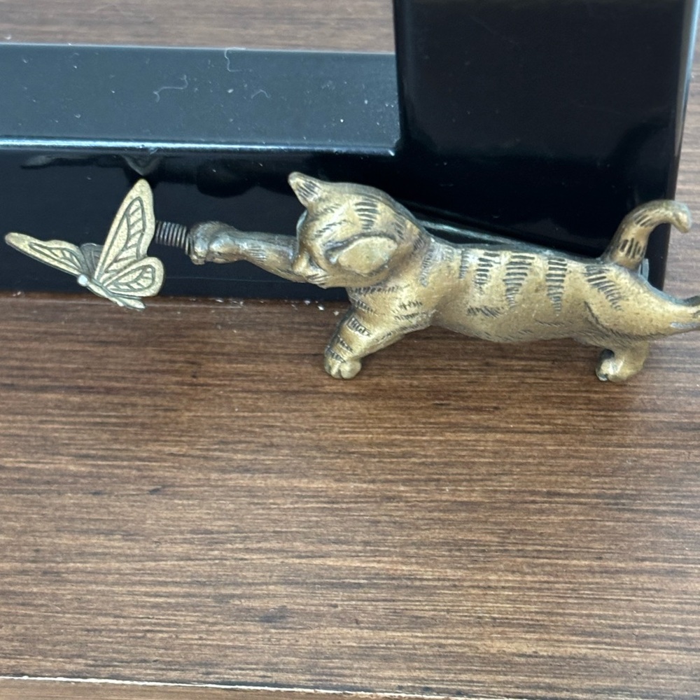Vintage JJ Bronze Tone Cat with Butterfly Brooch Pin 3 x 1.25 in